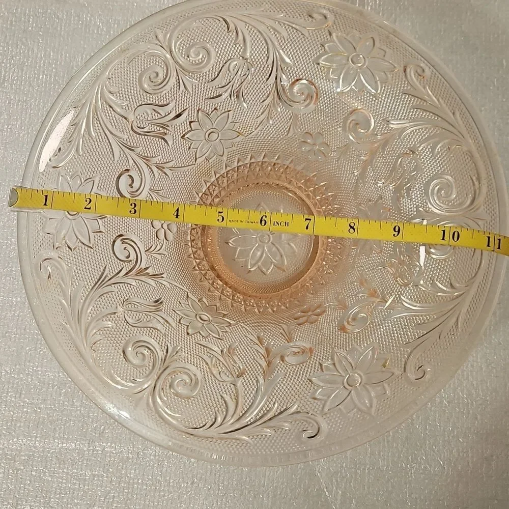 Vintage Indiana Pink Glass Bowl Floral Lace Pattern 11